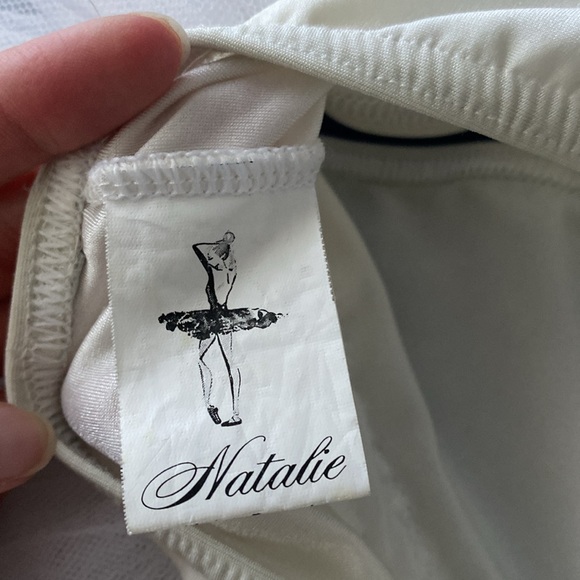 Natalie White Tutu Size Small - Picture 4 of 6